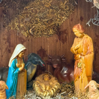 Vintage Nativity-Manger
