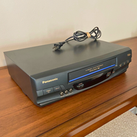 Panasonic 4-Head-Hi-Fi Stereo Omnivision VHS VCR PV-V4540
