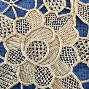 Handmade Vintage Venetian Style Burano Needle-Lace Doily Round-Ecru Tone