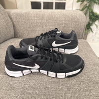 Sport Men’s Sneakers Nike Training Size 11  Pre-owned- Good Condition