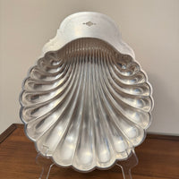 Vintage William Rogers 895 Silverplated Shell Shaped Bowl Tray