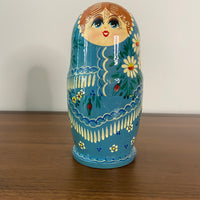 Matryoshka Hand Crafted-Painted Wooden Nesting Dolls 5 piece